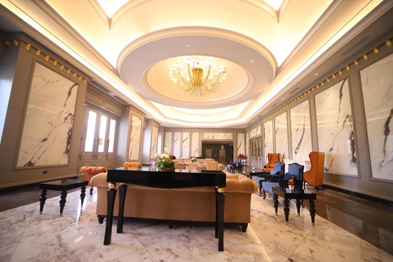 Hotel Abha Grand Alīgarh Buitenkant foto