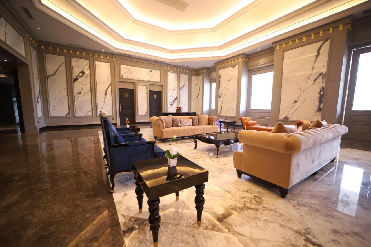 Hotel Abha Grand Alīgarh Buitenkant foto